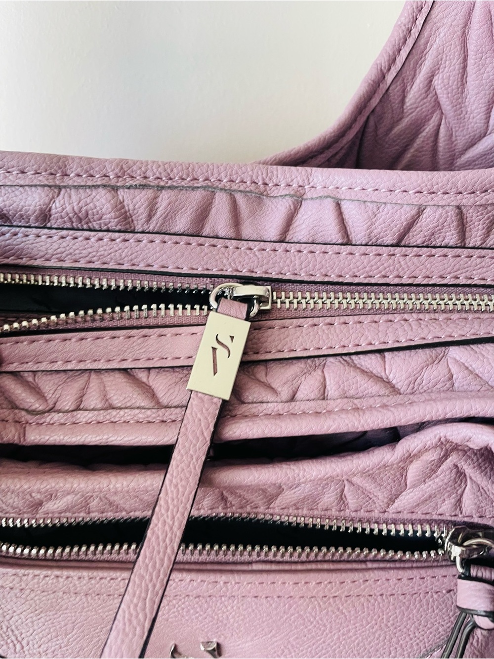 Simply Vera Vera Wang Lavender Quilted Shoulder Bag - Picture 2 of 9